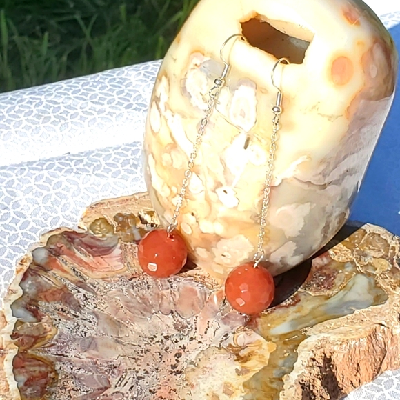 Carnelian Dangle Earings Faceted Handcrafted - Picture 3 of 3